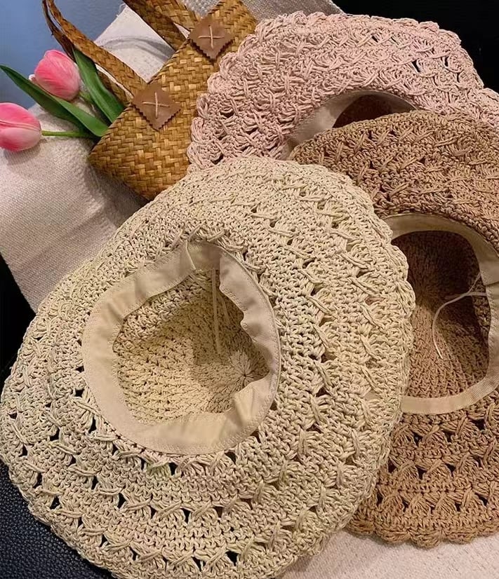 2026 Elegant Crochet Straw Hat with Ruffle Detail - Perfect for Summer Travel  Days