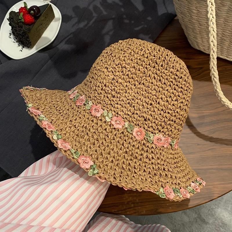 2026 Elegant Crochet Straw Hat with Ruffle Detail - Perfect for Summer Travel  Days